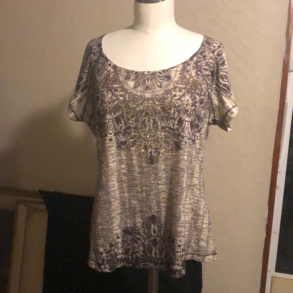 One World large woman’s shirt